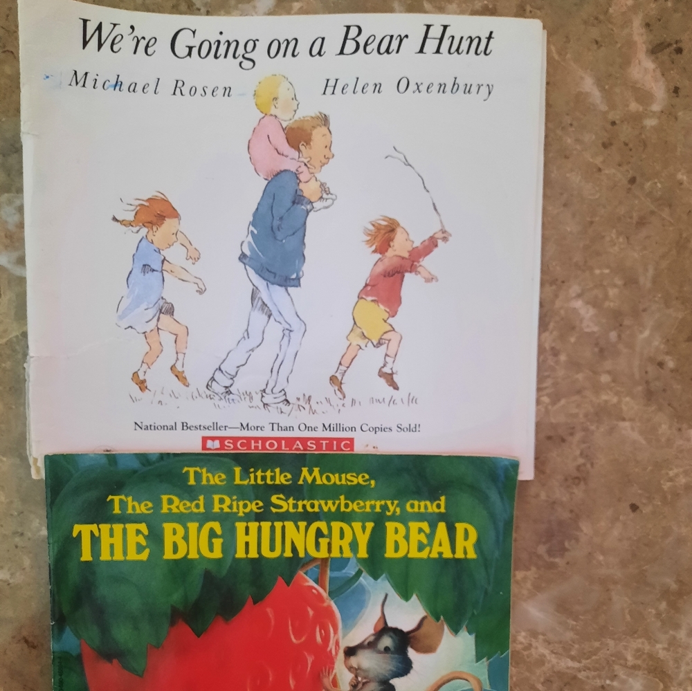 Assorted book bundle - Picture 2 of 8
